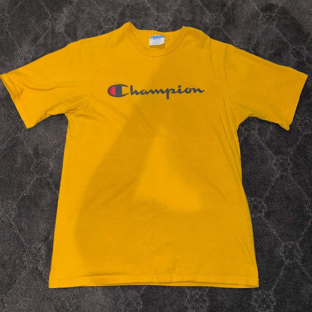 VINTAGE Champion Shirt Mens M Yellow Short Sleeve Crew Neck Pullover T Shirt